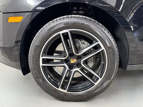Certified 2020 Porsche Macan S image 31