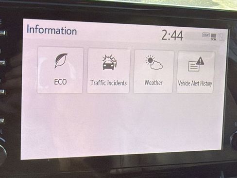 Certified 2024 Toyota Sienna Platinum image 18