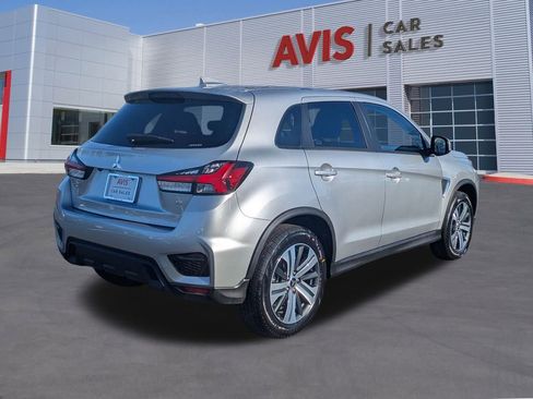 Used 2025 Mitsubishi Outlander Sport ES image 6