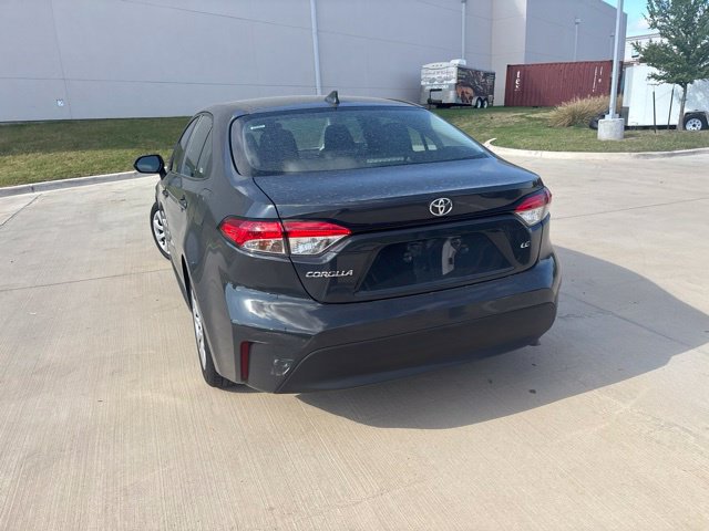 Used 2025 Toyota Corolla LE FWD image 4