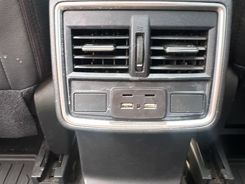 Used 2021 Subaru Forester Limited AWD/4WD image 16