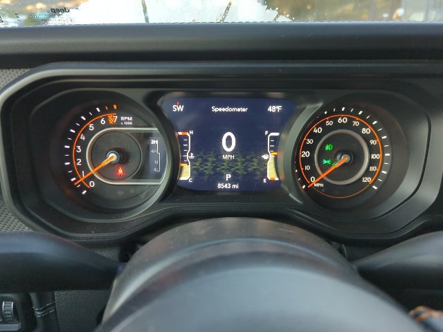 Used 2024 Jeep Gladiator Mojave w/ Technology Group AWD/4WD image 6