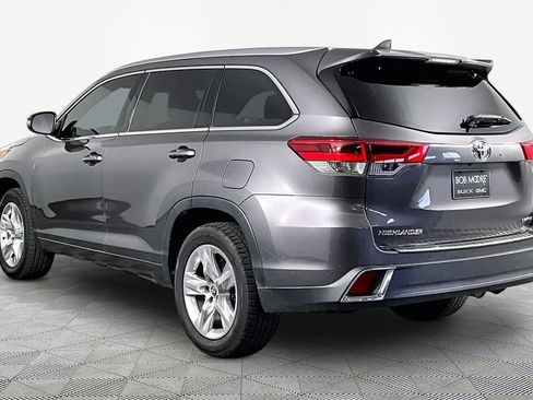 Used 2019 Toyota Highlander Limited FWD image 4