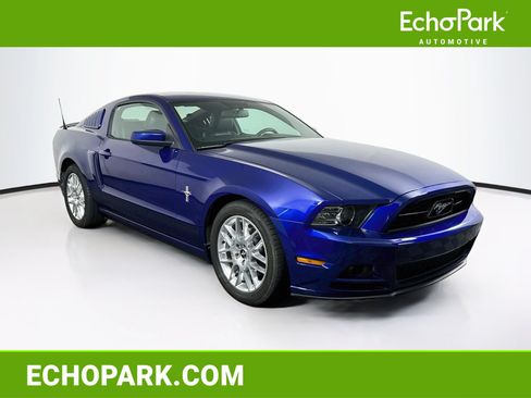 Used 2013 Ford Mustang Premium RWD image 1