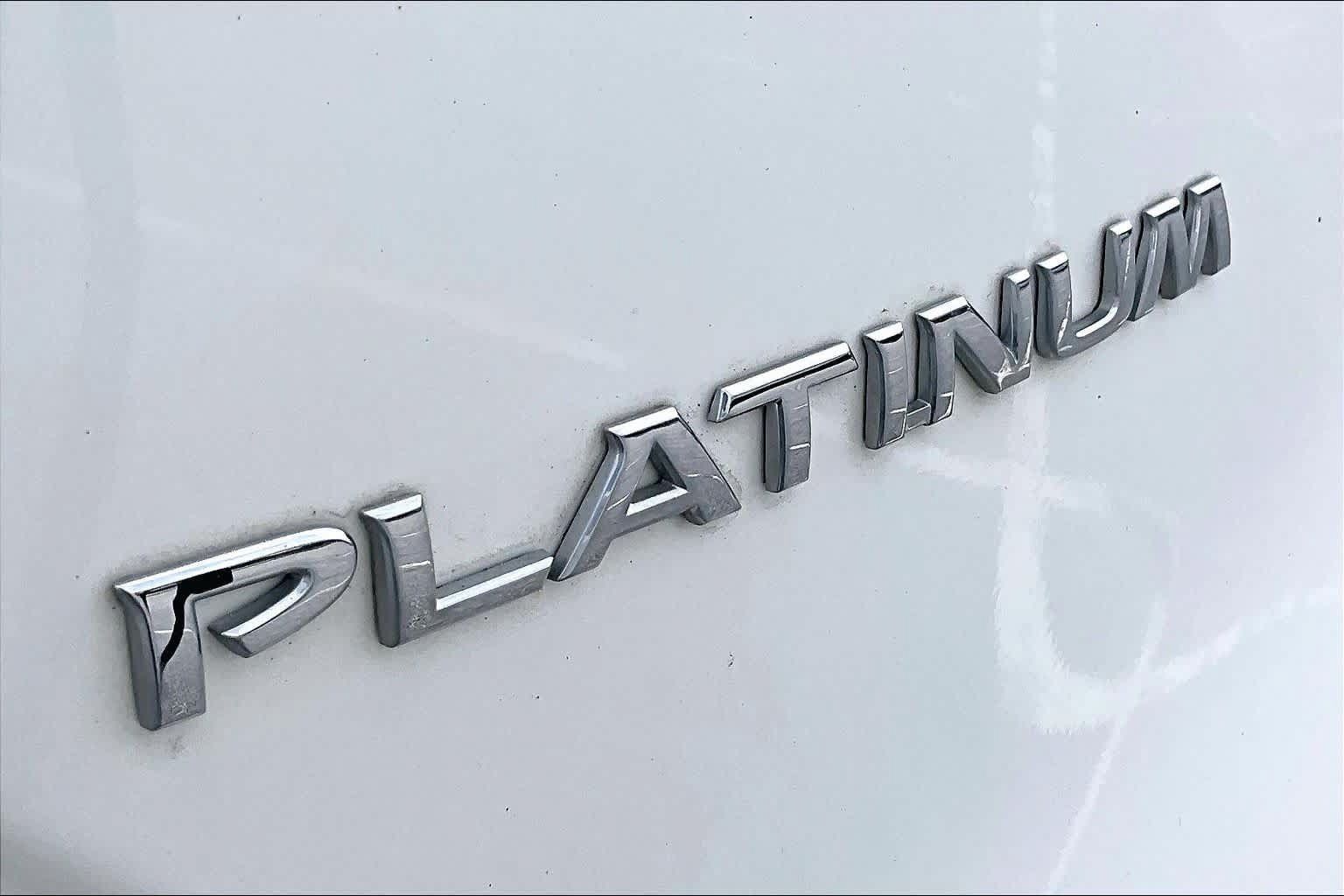 Used 2019 Nissan Murano Platinum w/ Cargo Package FWD image 31