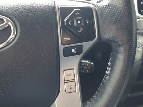 Used 2023 Toyota 4Runner SR5 Premium image 12