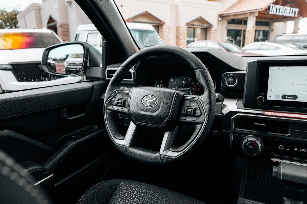 Used 2026 Toyota 4Runner SR5 AWD/4WD image 22