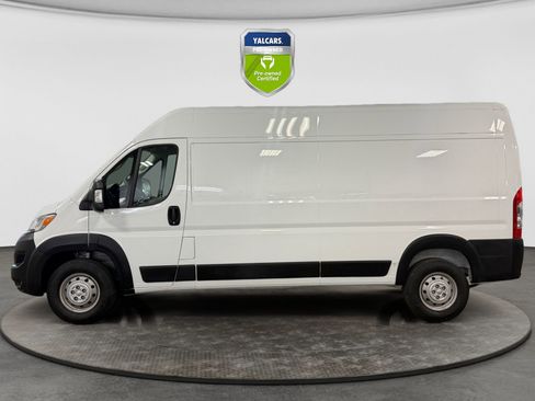Used 2023 RAM ProMaster 2500 w/ Interior LED Lighting Group FWD image 2