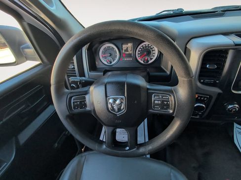 Used 2020 RAM 1500 Tradesman AWD/4WD image 9
