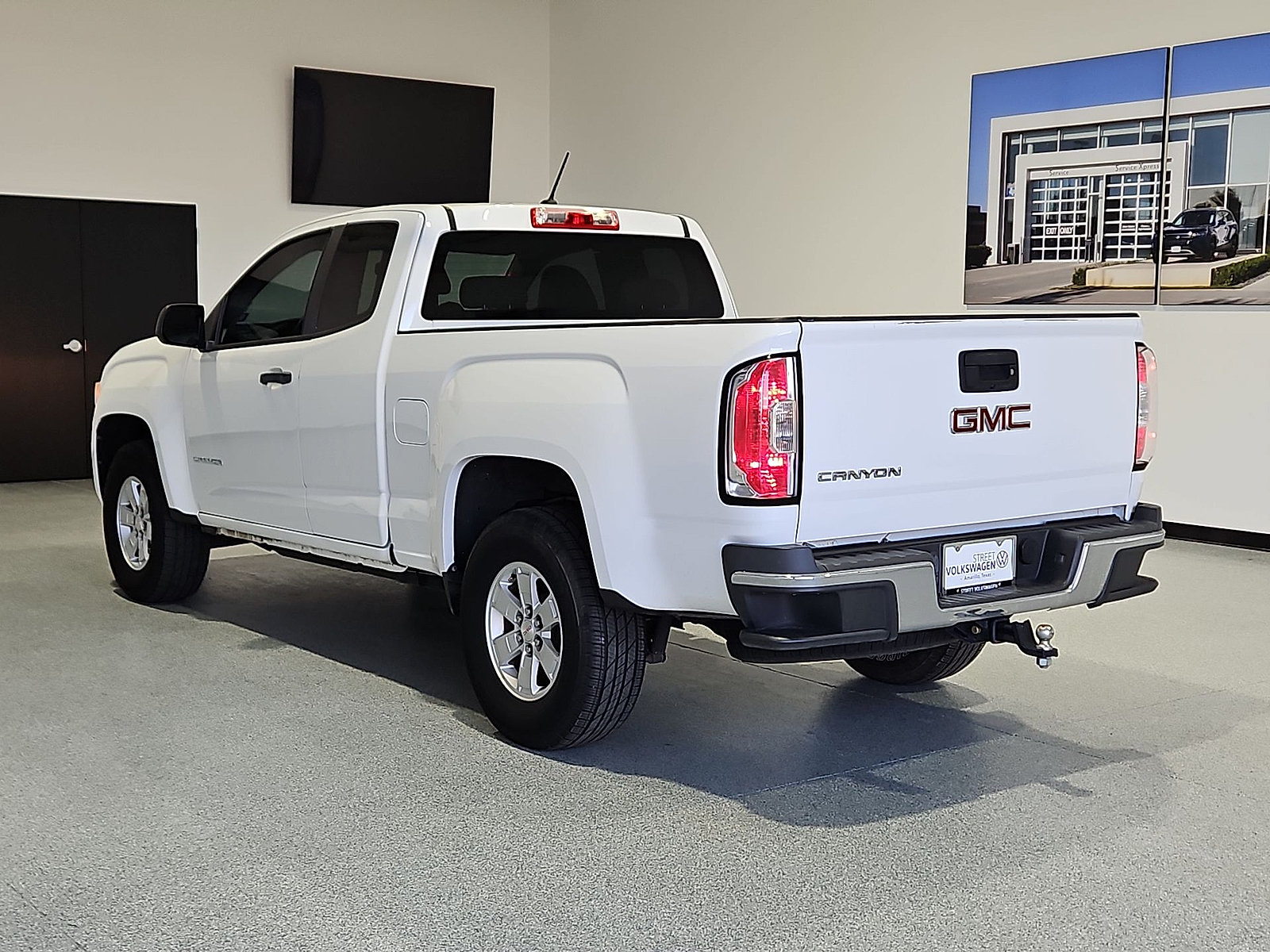 Used 2016 GMC Canyon W/T w/ Convenience Package RWD image 6