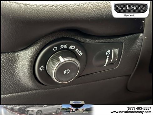 Used 2022 Dodge Durango GT image 16