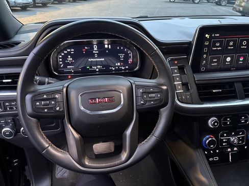 Certified 2023 GMC Yukon AT4 image 17