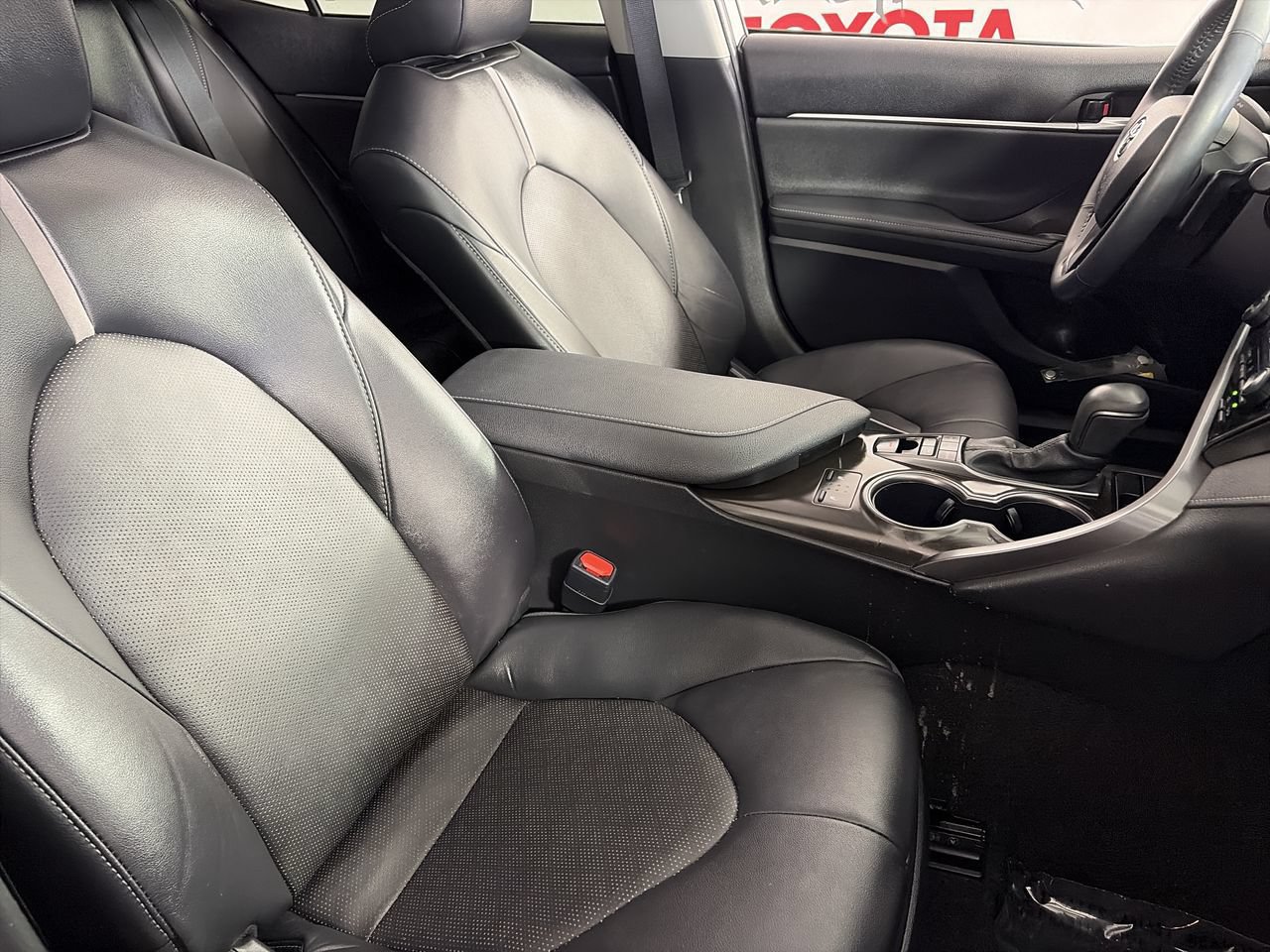 Used 2024 Toyota Camry XSE w/ Navigation Package FWD image 25