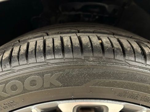 Used 2024 Kia Forte GT-Line image 11