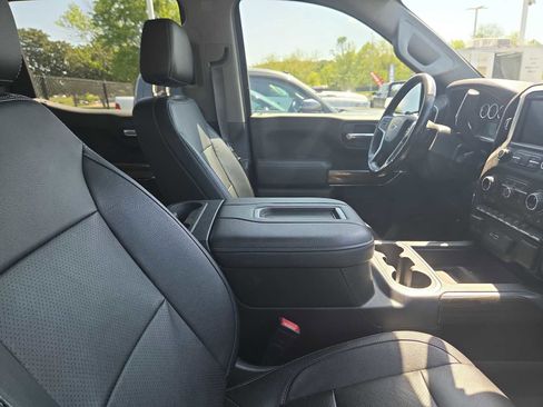 Used 2020 Chevrolet Silverado 1500 LT Trail Boss image 11