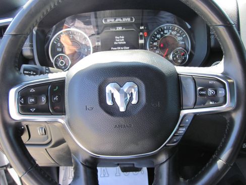Used 2024 RAM 1500 Laramie AWD/4WD image 18