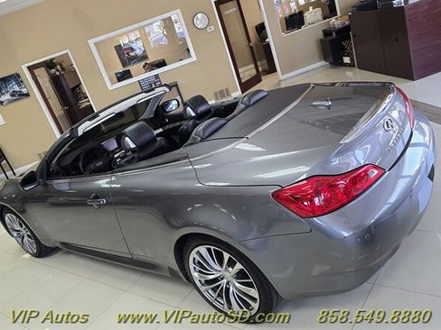 Used 2013 INFINITI G37 Convertible w/ Premium Pkg RWD image 15
