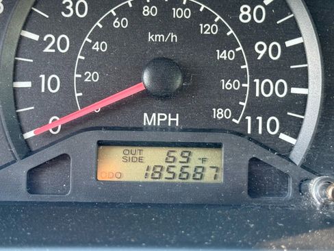 Used 2006 Toyota Corolla CE image 13