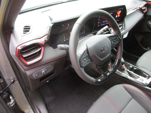 New 2026 Chevrolet TrailBlazer RS w/ Convenience Package FWD image 21