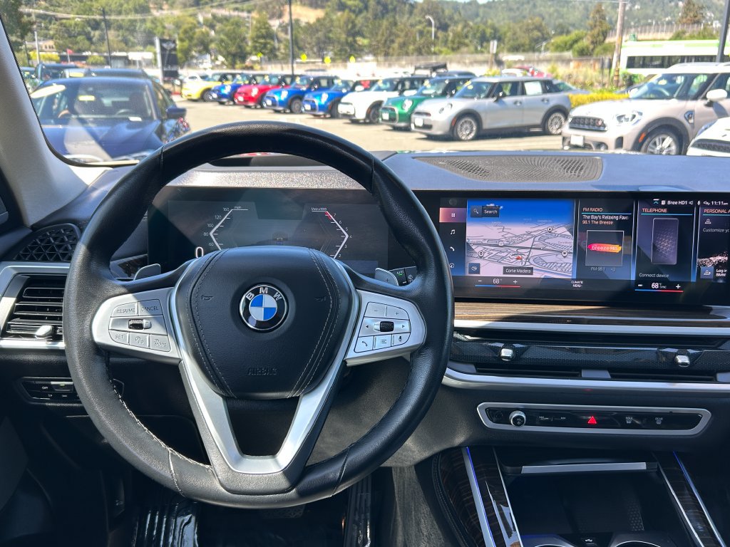 Used 2023 BMW X7 xDrive40i AWD/4WD image 17