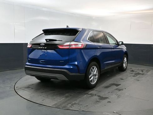 Used 2024 Ford Edge SEL w/ Convenience Package AWD/4WD image 5
