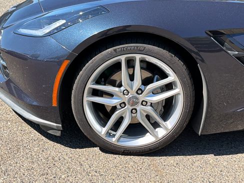 Used 2015 Chevrolet Corvette Stingray Coupe w/ 2LT Preferred Equipment Group RWD image 9