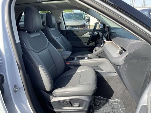 New 2026 Ford Explorer Active w/ Active Comfort Package AWD/4WD image 22