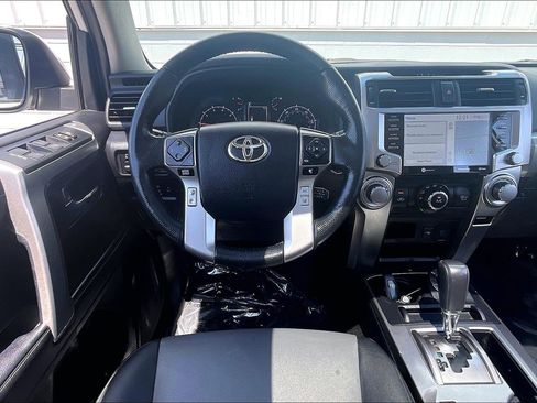 Used 2024 Toyota 4Runner SR5 Premium w/ Moonroof Package AWD/4WD image 6