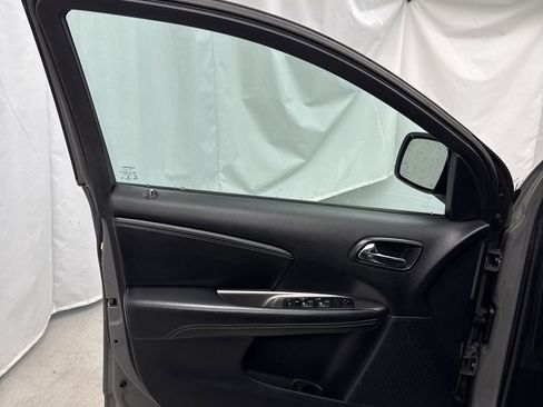 Used 2020 Dodge Journey Crossroad image 11