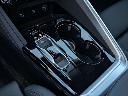 New 2025 Audi Q5 Premium Plus image 7