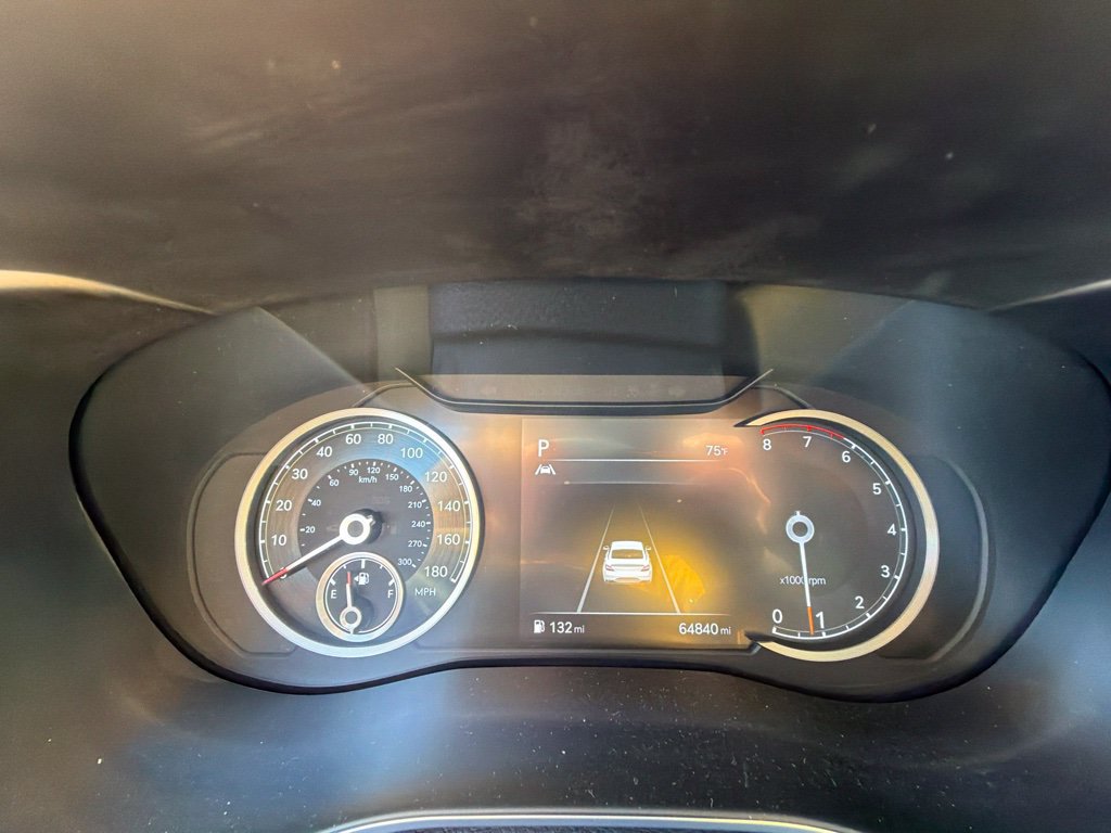 Used 2022 Genesis G70 2.0T w/ Prestige Package AWD/4WD image 8