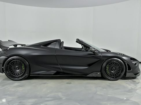 Used 2022 McLaren 765LT image 16