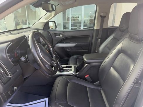 Used 2022 Chevrolet Colorado LT w/ Luxury Package image 7