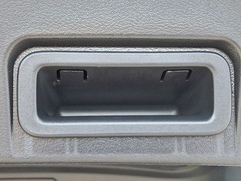 Used 2023 Nissan Rogue S image 30