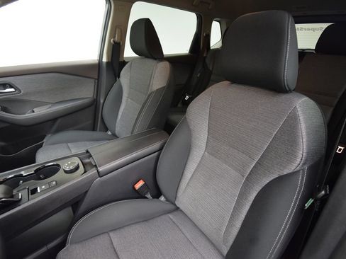 Used 2023 Nissan Rogue SV AWD/4WD image 17