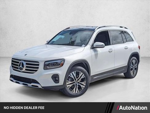 Used 2026 Mercedes-Benz GLB 250 image 1