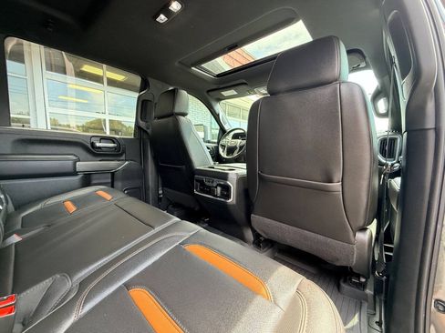Used 2020 GMC Sierra 3500 AT4 w/ AT4 Premium Package AWD/4WD image 42