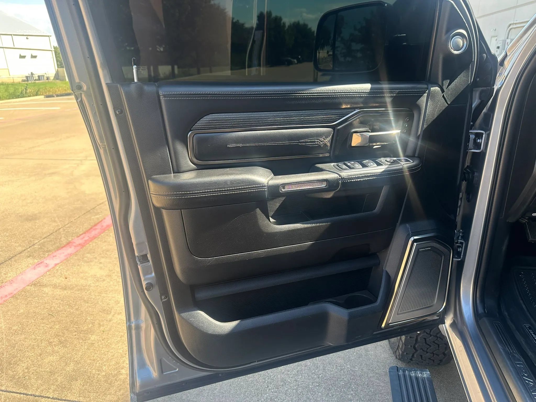 Used 2020 RAM 3500 Limited AWD/4WD image 20