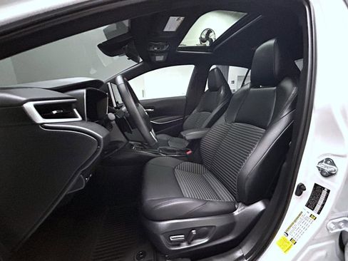 Used 2024 Toyota Corolla XSE image 10