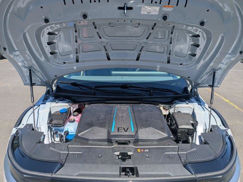 Used 2024 Hyundai Ioniq 5 SEL RWD image 40