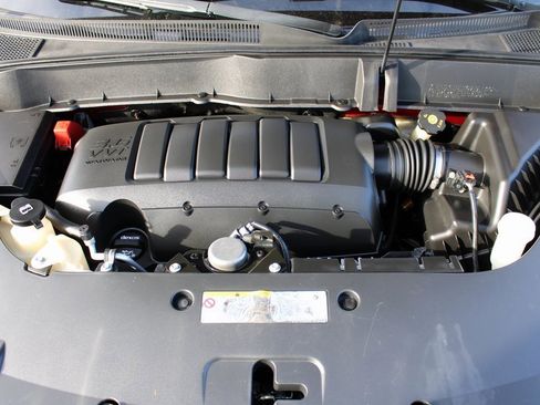 Used 2016 Chevrolet Traverse LT w/ LPO, 'HIT The Road' Package image 12