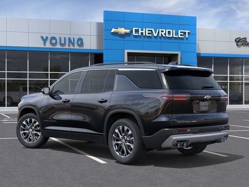 New 2026 Chevrolet Traverse LT w/ Sun and Wheel Package AWD/4WD image 3