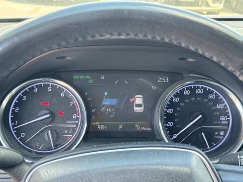Used 2019 Toyota Camry XLE w/ Driver Assist Package FWD image 17