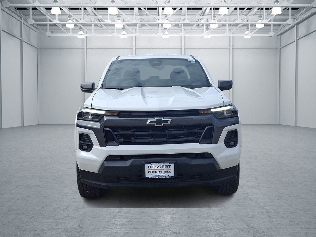 Certified 2023 Chevrolet Colorado LT w/ LT Convenience Package III AWD/4WD image 3
