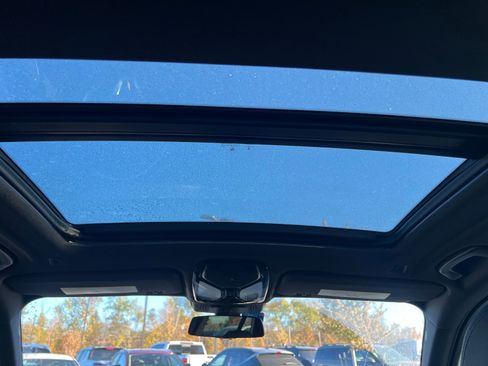 Used 2020 BMW X5 xDrive40i w/ Premium Package image 24