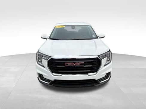 Used 2024 GMC Terrain SLE AWD/4WD image 7