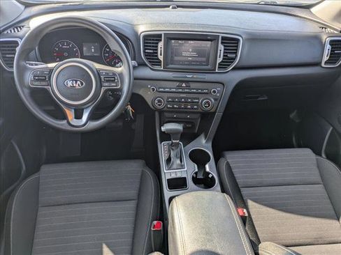 Used 2018 Kia Sportage LX w/ LX Technology Package FWD image 16