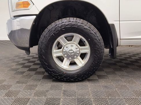 Used 2012 RAM 2500 ST w/ Chrome Appearance Group AWD/4WD image 11