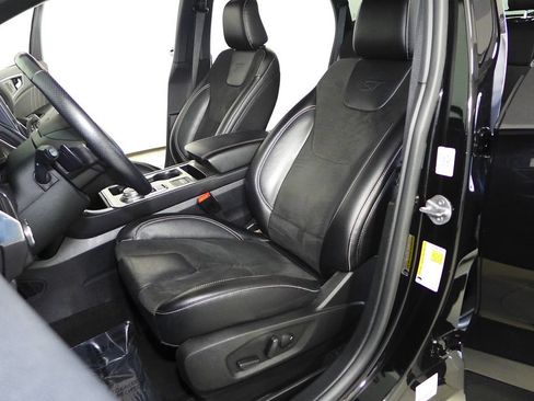 Used 2023 Ford Edge ST AWD/4WD image 21