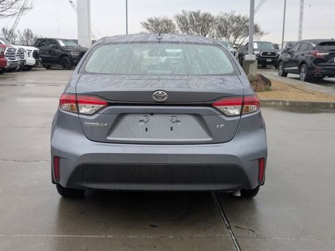 Used 2025 Toyota Corolla LE image 7